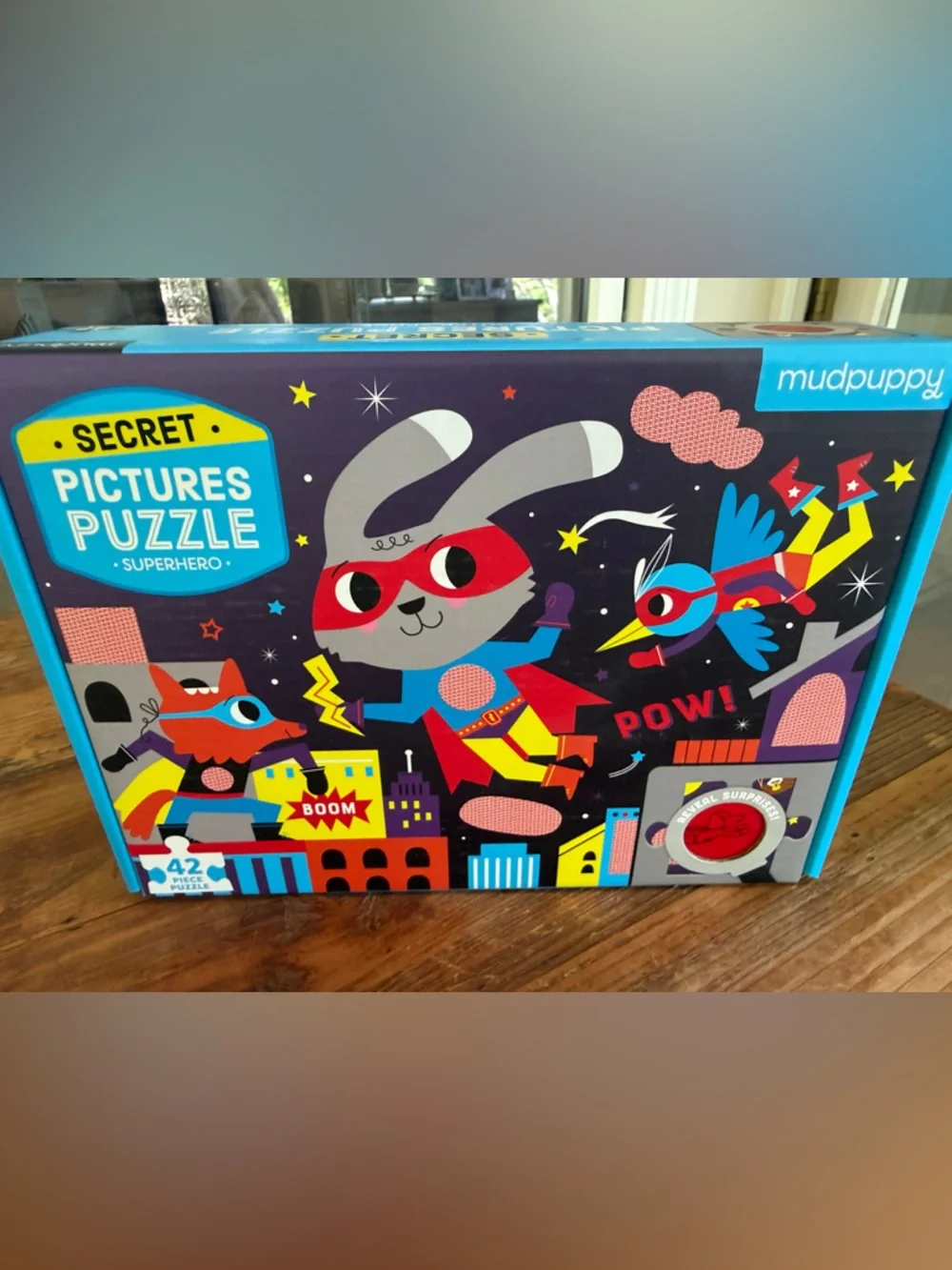Mudpuppy NWT Kids Secret Pictures Puzzle - Superhero! Never been opened!